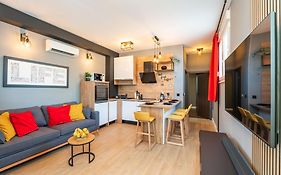Maza Apartment